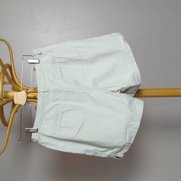 2/40 Vintage Fairweather tan shorts - Picture 5 of 6